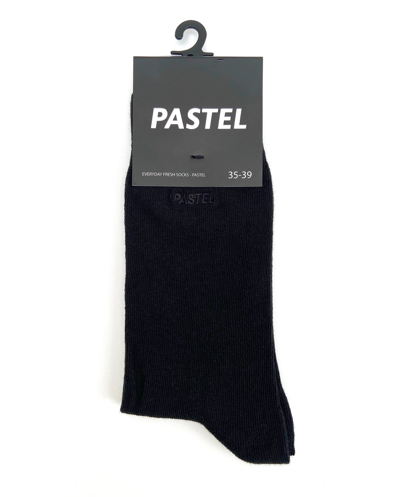 CLASSIC BLACK SOCKS | BLACK ESSENTIALS